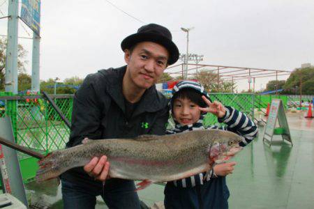 としまえんフィッシングエリア 釣果