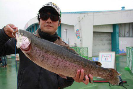 としまえんフィッシングエリア 釣果