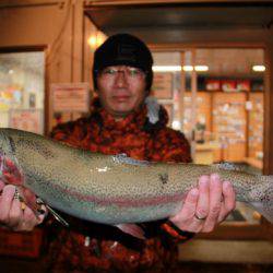 としまえんフィッシングエリア 釣果