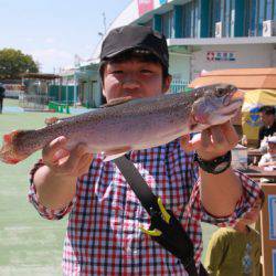 としまえんフィッシングエリア 釣果