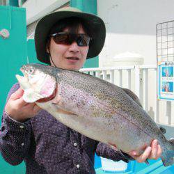 としまえんフィッシングエリア 釣果