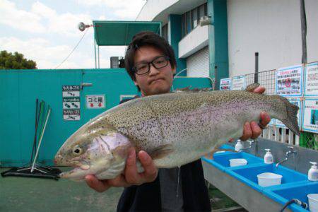 としまえんフィッシングエリア 釣果