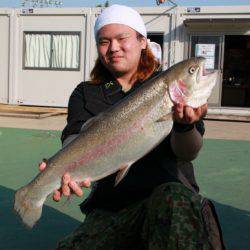 としまえんフィッシングエリア 釣果