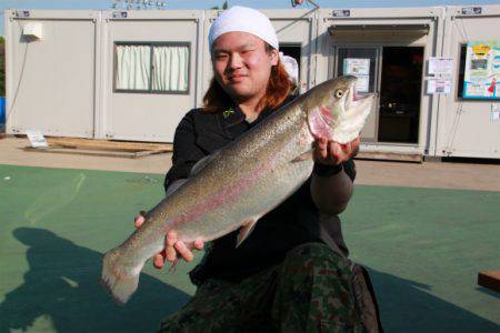 としまえんフィッシングエリア 釣果