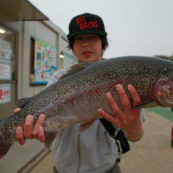 としまえんフィッシングエリア 釣果