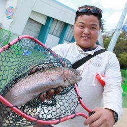 としまえんフィッシングエリア 釣果