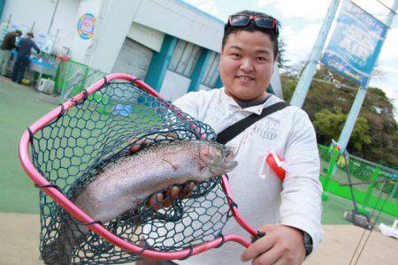 としまえんフィッシングエリア 釣果