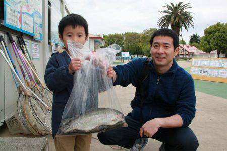 としまえんフィッシングエリア 釣果