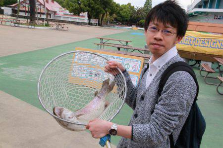 としまえんフィッシングエリア 釣果