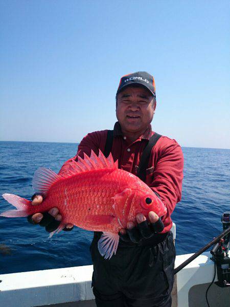 エンペラー 釣果