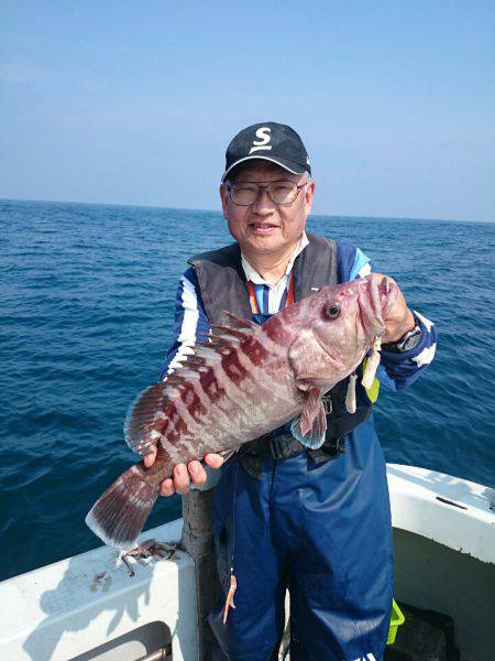 エンペラー 釣果