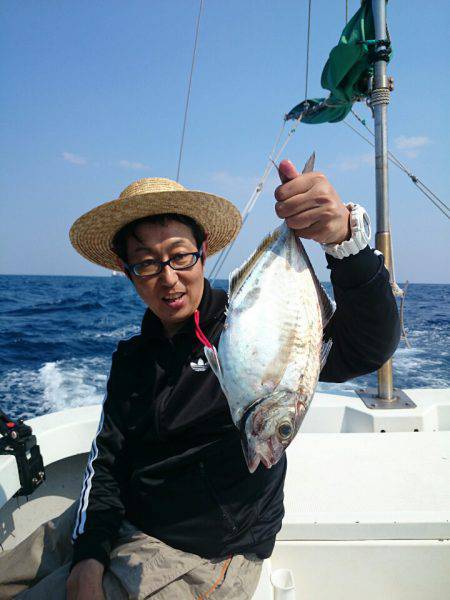 エンペラー 釣果