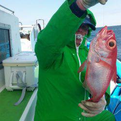 丸万釣船 釣果