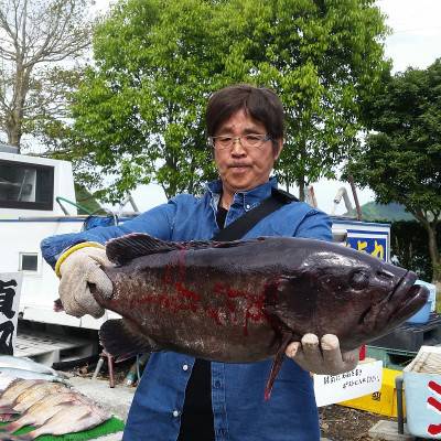 貞丸 釣果