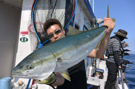 ジギング船 BLUEWATER 釣果