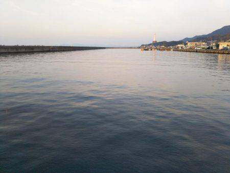 土曜の昼から翌朝方にかけて