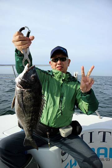 フルコンタクト 釣果