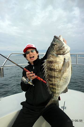 フルコンタクト 釣果