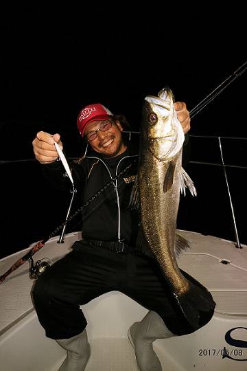 フルコンタクト 釣果