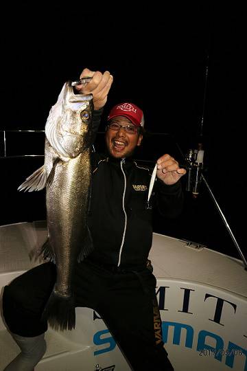 フルコンタクト 釣果