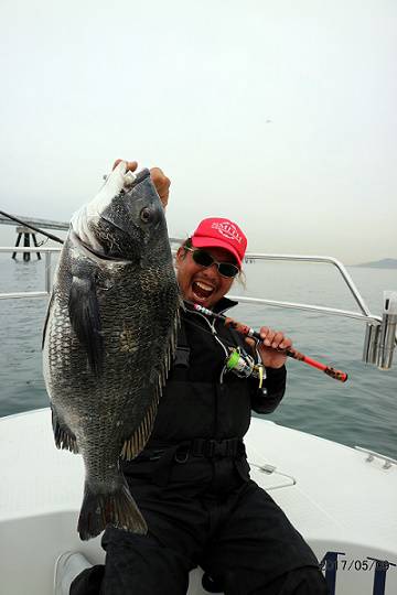 フルコンタクト 釣果