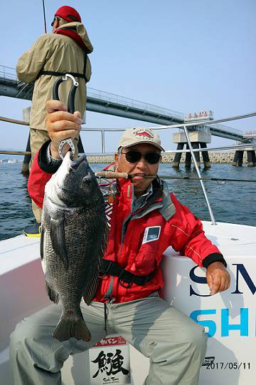 フルコンタクト 釣果