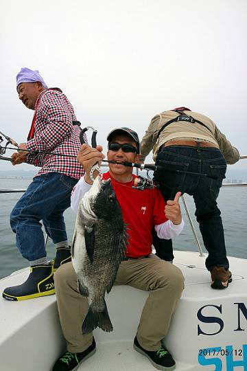 フルコンタクト 釣果