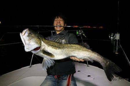 フルコンタクト 釣果