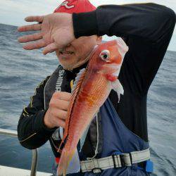 つれ鷹丸 釣果