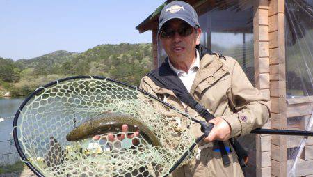 フィッシングレイクたかみや 釣果