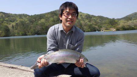 フィッシングレイクたかみや 釣果