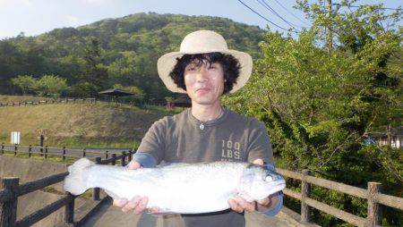 フィッシングレイクたかみや 釣果
