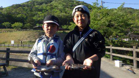 フィッシングレイクたかみや 釣果