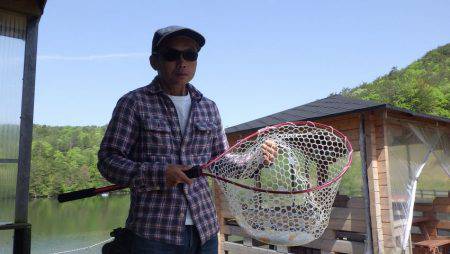 フィッシングレイクたかみや 釣果