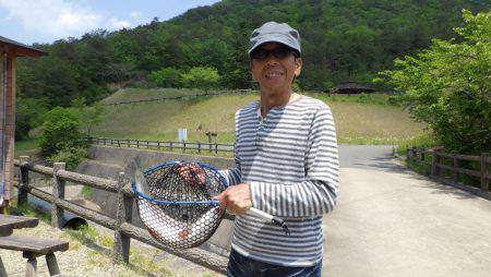 フィッシングレイクたかみや 釣果