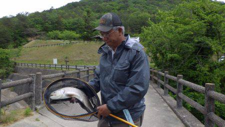フィッシングレイクたかみや 釣果