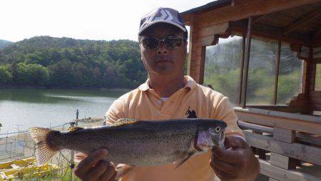 フィッシングレイクたかみや 釣果