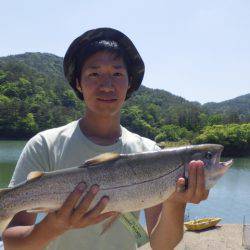 フィッシングレイクたかみや 釣果