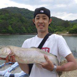 フィッシングレイクたかみや 釣果