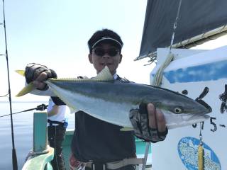 なかくに丸 釣果
