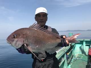 なかくに丸 釣果