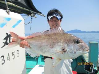 なかくに丸 釣果
