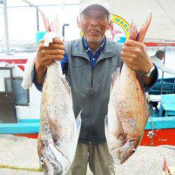 初栄丸 釣果