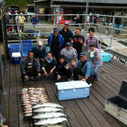 海上釣堀フィッシングレインボー 釣果