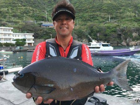 鵜来島家本渡船 釣果