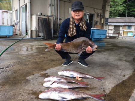勇勝丸 釣果