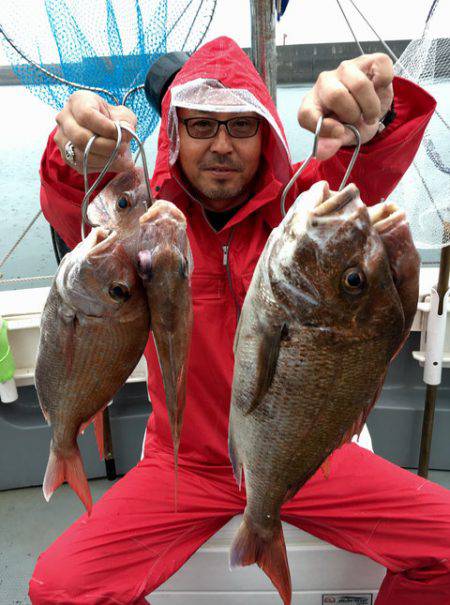 さんさん丸 釣果