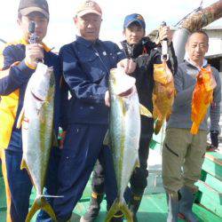 真祐丸 (しんゆうまる) 釣果