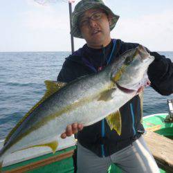 真祐丸 (しんゆうまる) 釣果