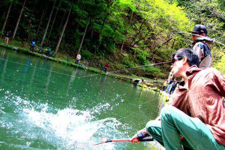 小菅トラウトガーデン 釣果